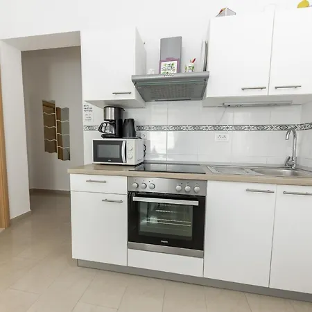 Sergio 2 Apartment