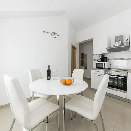 公寓 Sergio 2 斯普利特