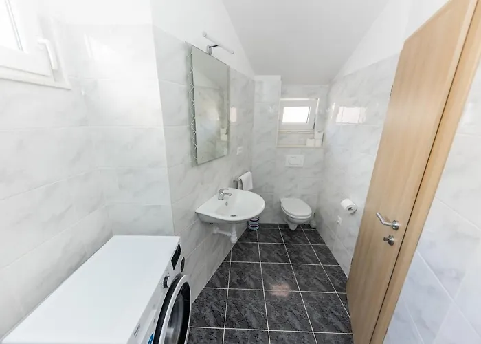 Apartman Sergio 2 *